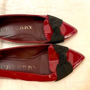 Authentic Burberry flats with original duster bag & box